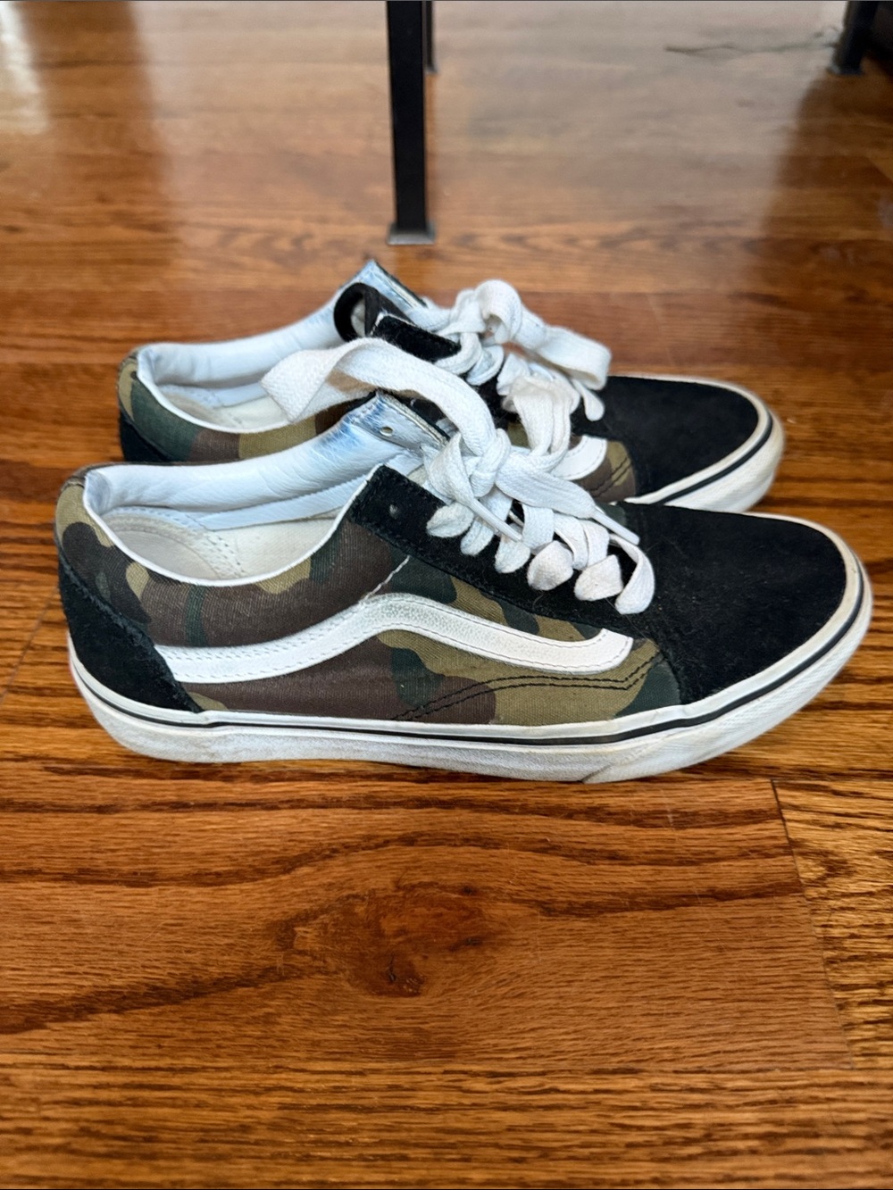 Vans Low-Top Camo Skate Sneakers - Black & Green
